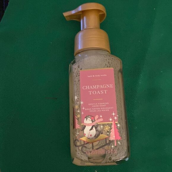 Bath & Body Works Champagne Toast Gentle Foaming Hand Soap NEW - Picture 3 of 4